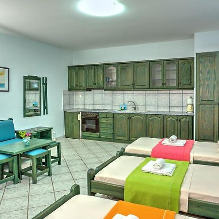 Hotel Zeus Karystos  Esterno foto